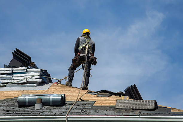 Professional Flat Roof Repair technician working in Chokio, MN